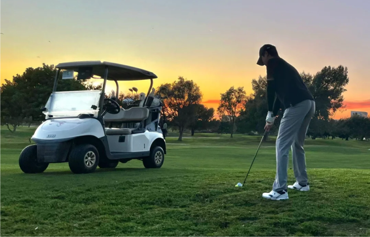 高尔夫训练场景